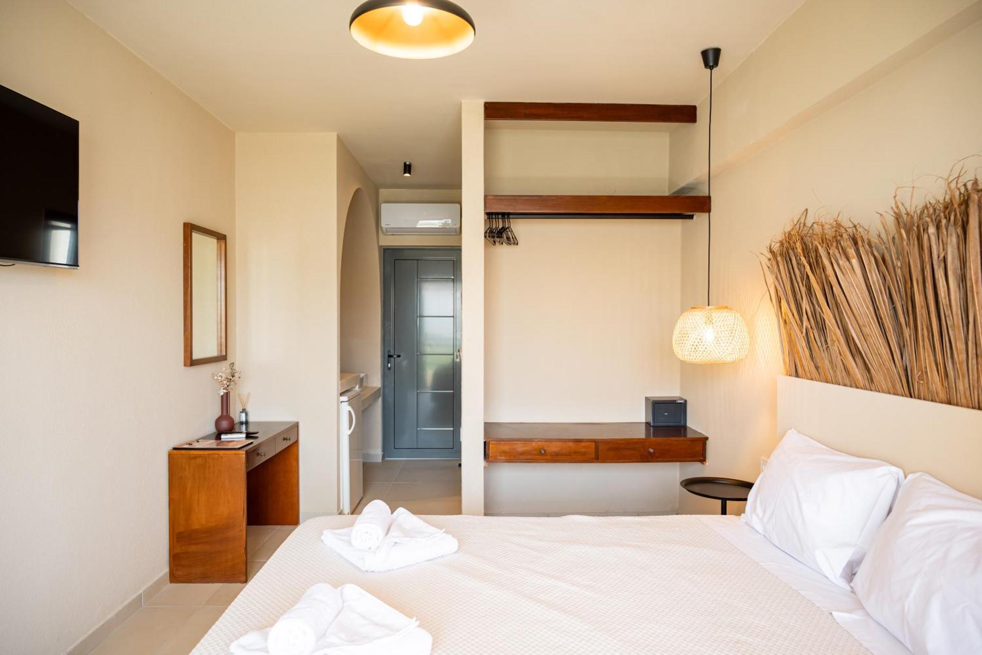Atma Beach Rooms & Suites Faliraki Buitenkant foto